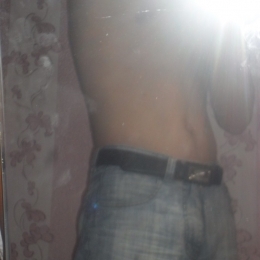 Неопытный парень ищет ту, которая станет для него первой девушкой в е Неопытный парень ищет ту, которая станет для него первой девушкой в е