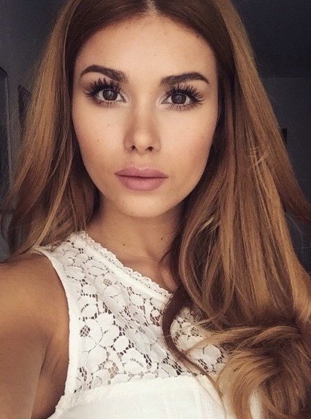 Поимей меня! Молодая девушка ищет мужчину в е Поимей меня! Молодая девушка ищет мужчину в е