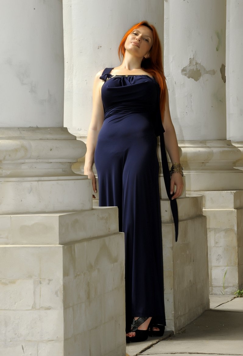 Яркая, ухоженная девушка познакомится с парнем для встреч в е Яркая, ухоженная девушка познакомится с парнем для встреч в е